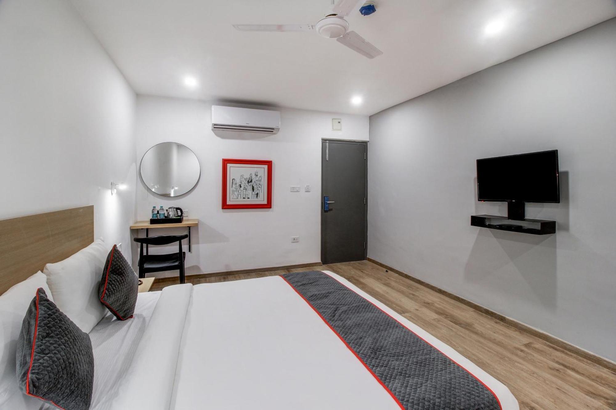 Hotel Super Townhouse Rcc Majestic 397 Lb Nagar Hajdarábád Exteriér fotografie