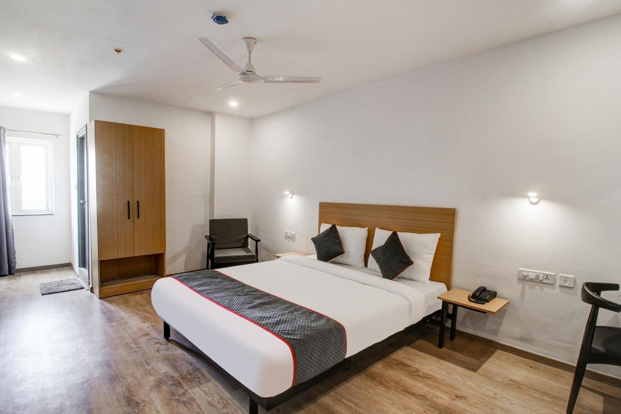 Hotel Super Townhouse Rcc Majestic 397 Lb Nagar Hajdarábád Exteriér fotografie