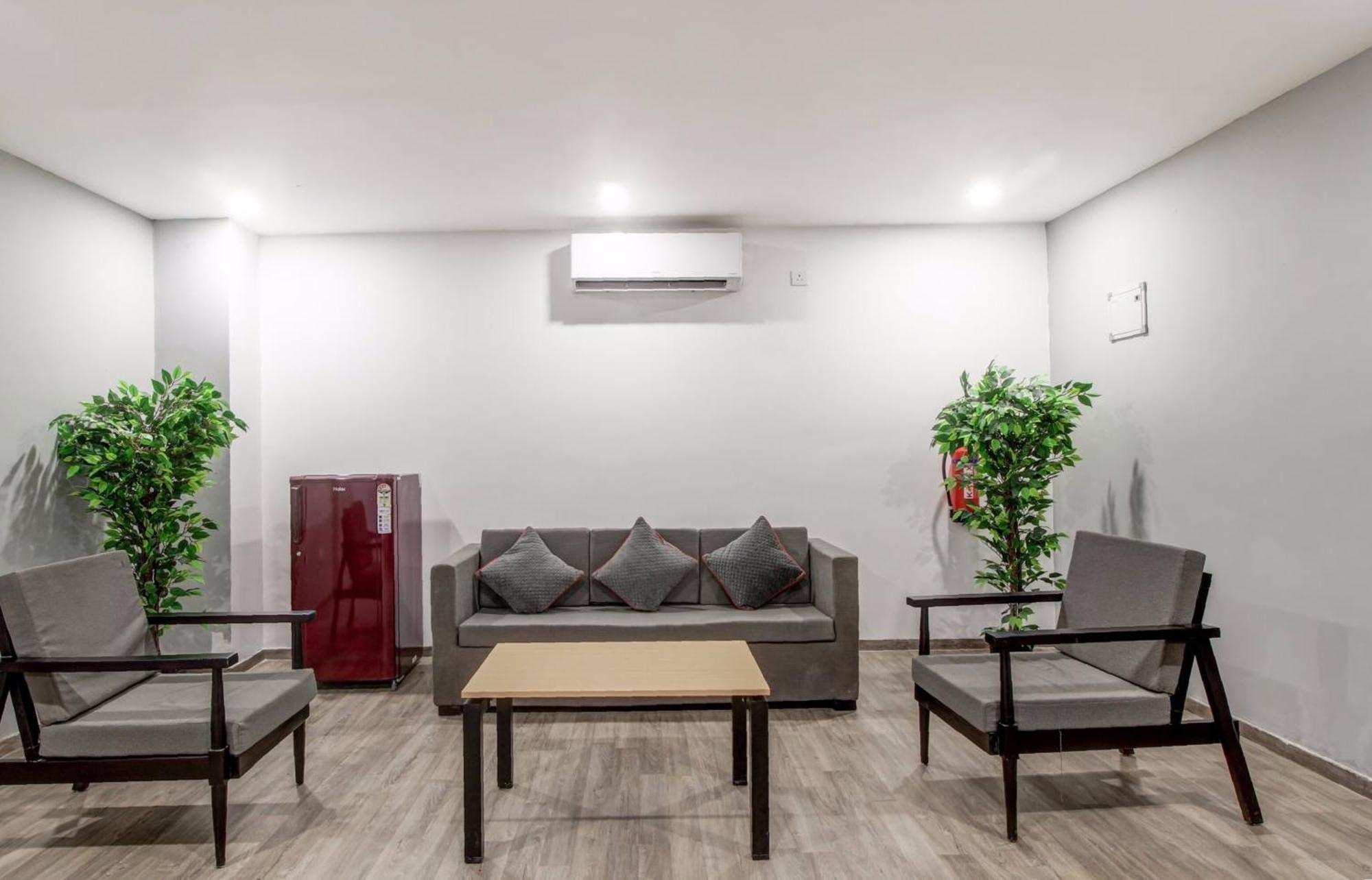 Hotel Super Townhouse Rcc Majestic 397 Lb Nagar Hajdarábád Exteriér fotografie