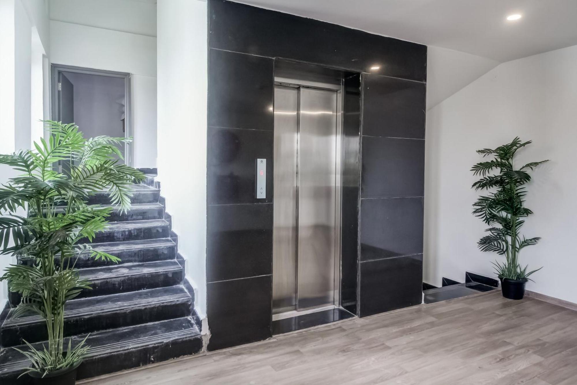 Hotel Super Townhouse Rcc Majestic 397 Lb Nagar Hajdarábád Exteriér fotografie