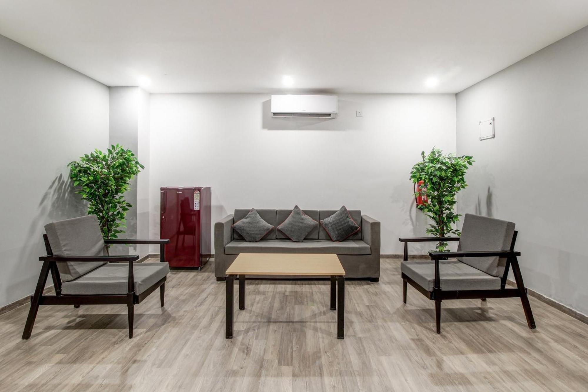 Hotel Super Townhouse Rcc Majestic 397 Lb Nagar Hajdarábád Exteriér fotografie